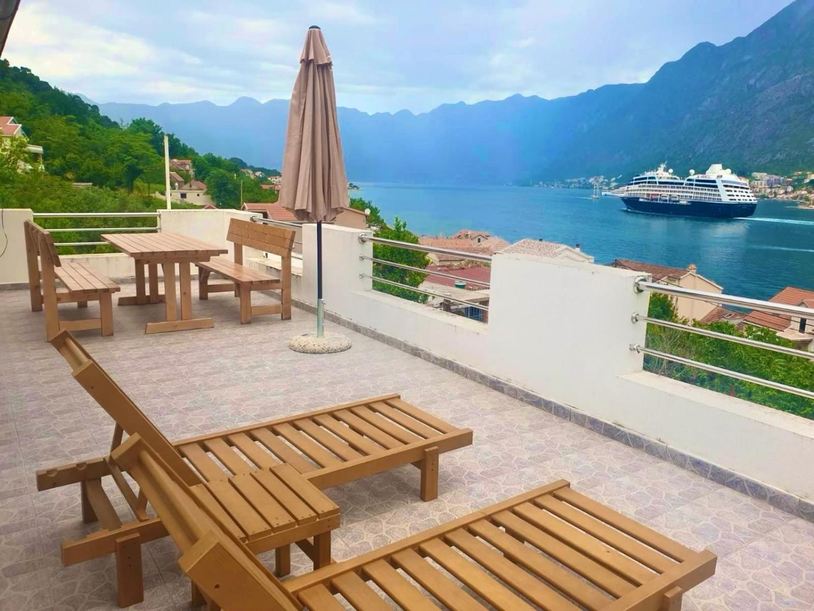 Villa House With Big Terrace And Beautiful Sea View Kotor Exterior foto