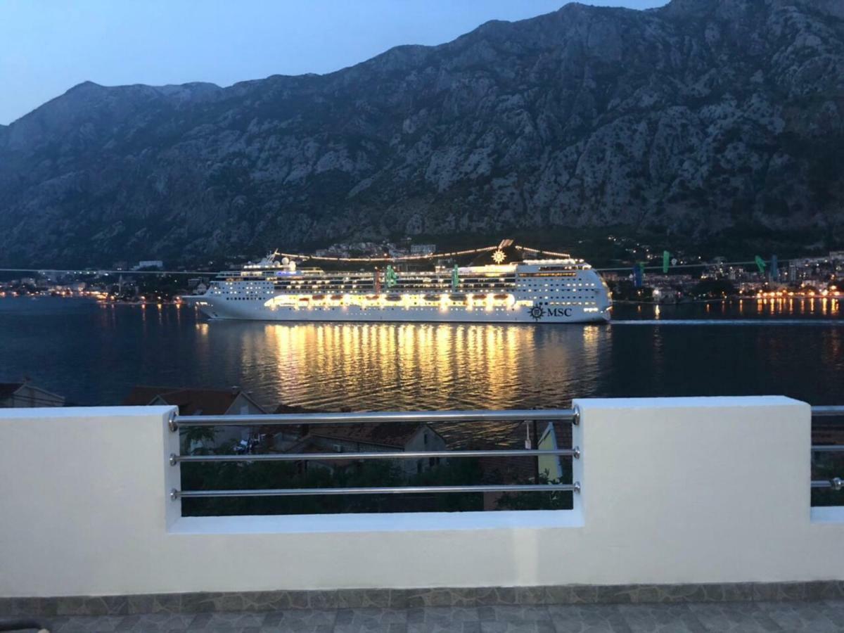 Villa House With Big Terrace And Beautiful Sea View Kotor Exterior foto